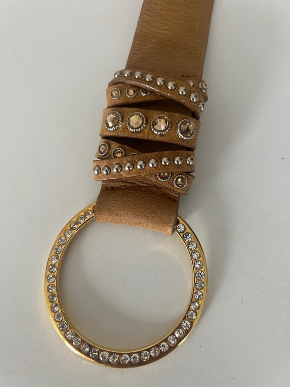 Streets Ahead Tan Leather Statement Belt. Size M - Picture 4 of 8
